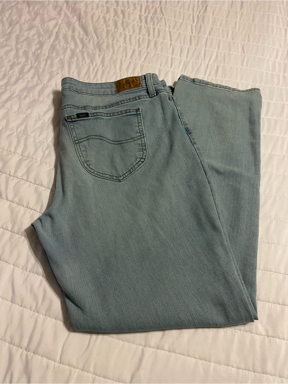 Light Blue Women’s Jeans - Classic Straight Fit